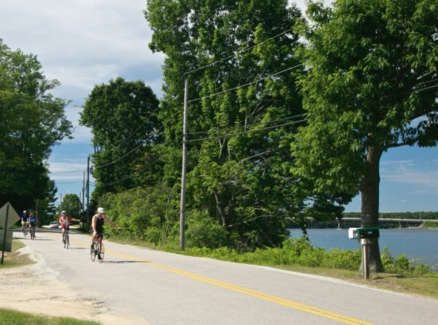 Pulling off River Road at scenic spot