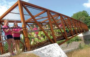 Kids on the ET John Andrews Bridge!