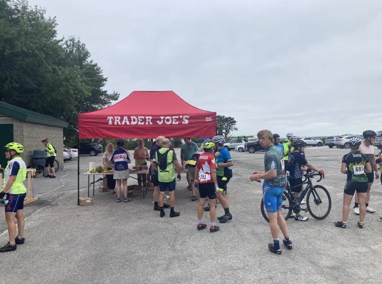 The Trader Joe’s rest stop at Kettle Cove was stocked with fruit, pickles, and peanut butter cups. Luna Soley photo
